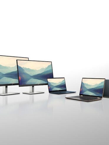 HP Laptops and monitors on display
