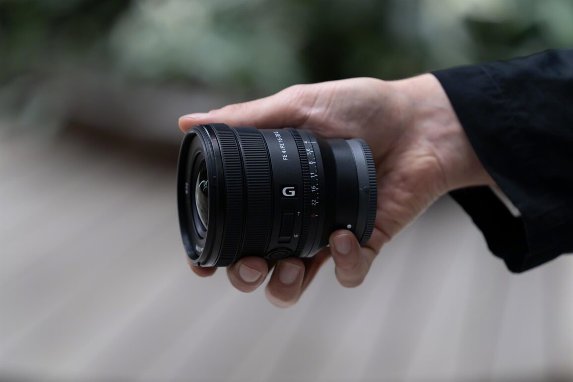 Picture of new Sony lens in a person's hand